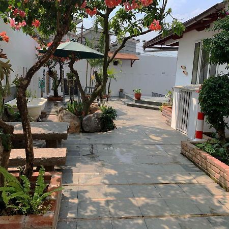 Villa Rumah Ibu Dago Bandung Ngoại thất bức ảnh