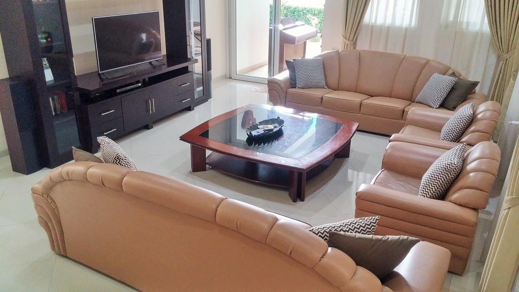 Villa Rumah Ibu Dago Bandung Ngoại thất bức ảnh