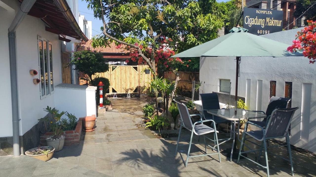 Villa Rumah Ibu Dago Bandung Ngoại thất bức ảnh