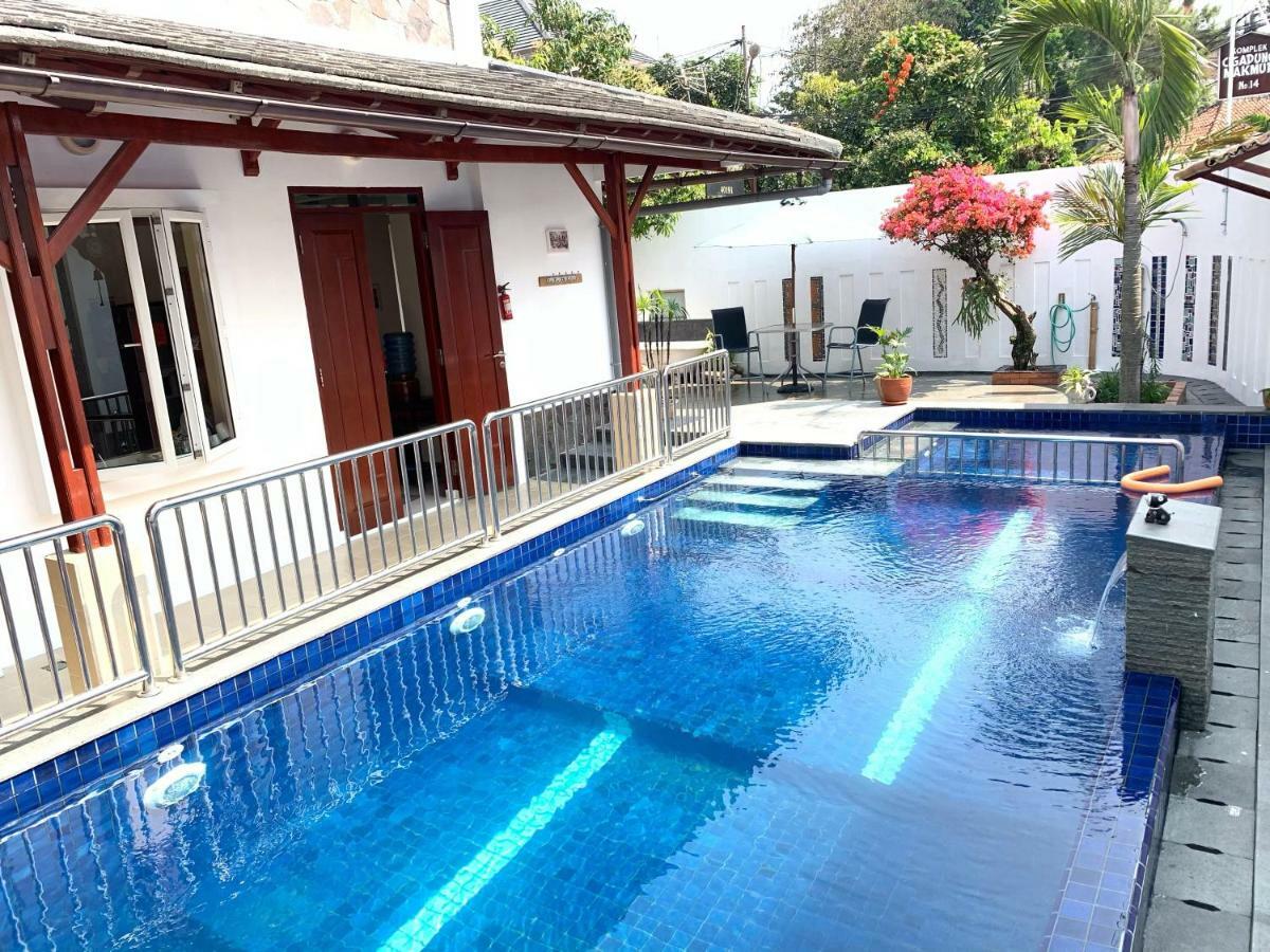 Villa Rumah Ibu Dago Bandung Ngoại thất bức ảnh